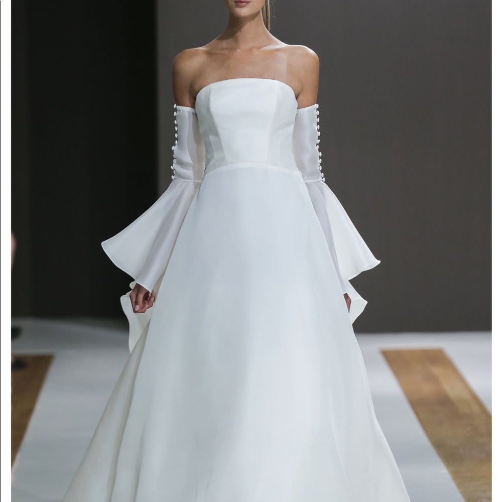 Mark Zunino Bridal Sleeves